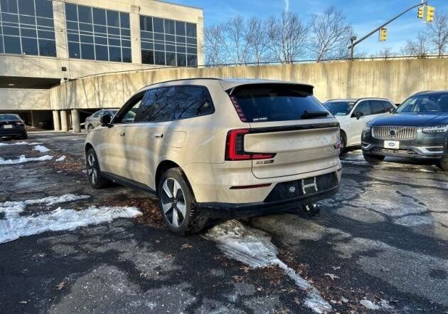 2025 Volvo EX90 Twin Motor Plus 7-Seater Head-Up Display Surround View Camera Portland OR