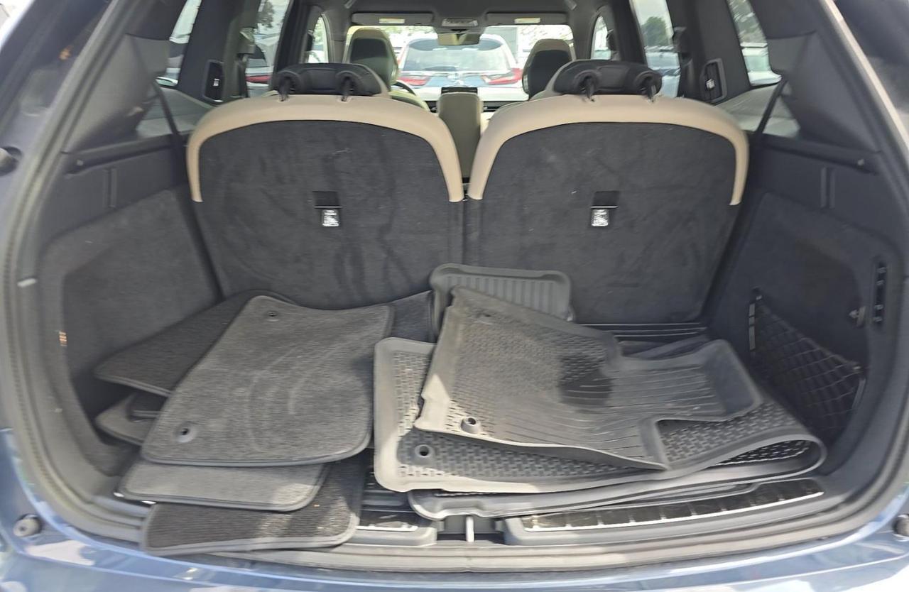 2025 Volvo EX90 Twin Motor ULTRA | 310mi Range, Bowers &amp; Wilkins, 6-Pass Center Walk * Portland OR