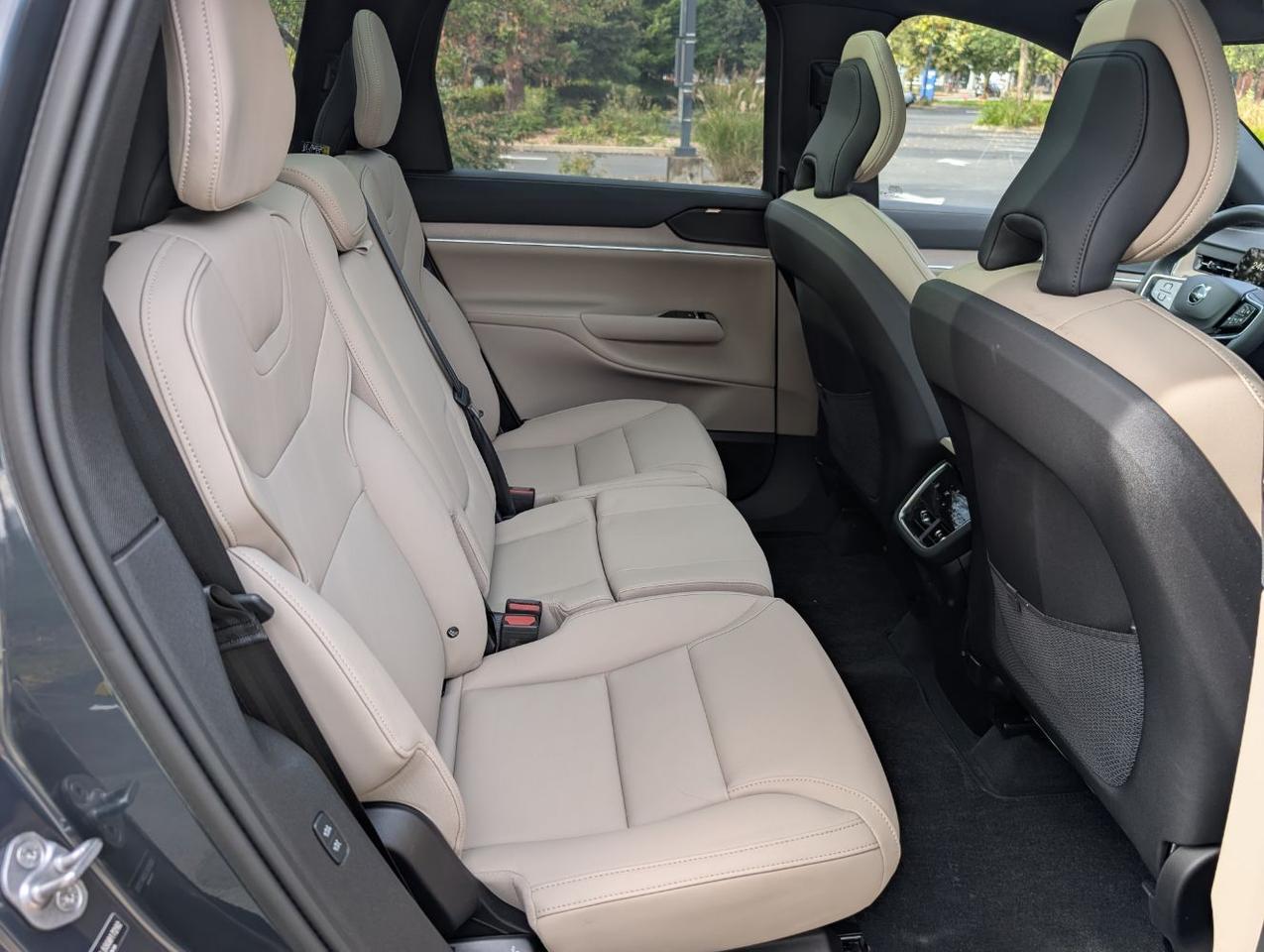2025 Volvo EX90 Twin Motor ULTRA | 402hp, 300mi EV, Bose Audio, Pilot Assist, 360 Cam, Ventilated & Massage Nordico Portland OR