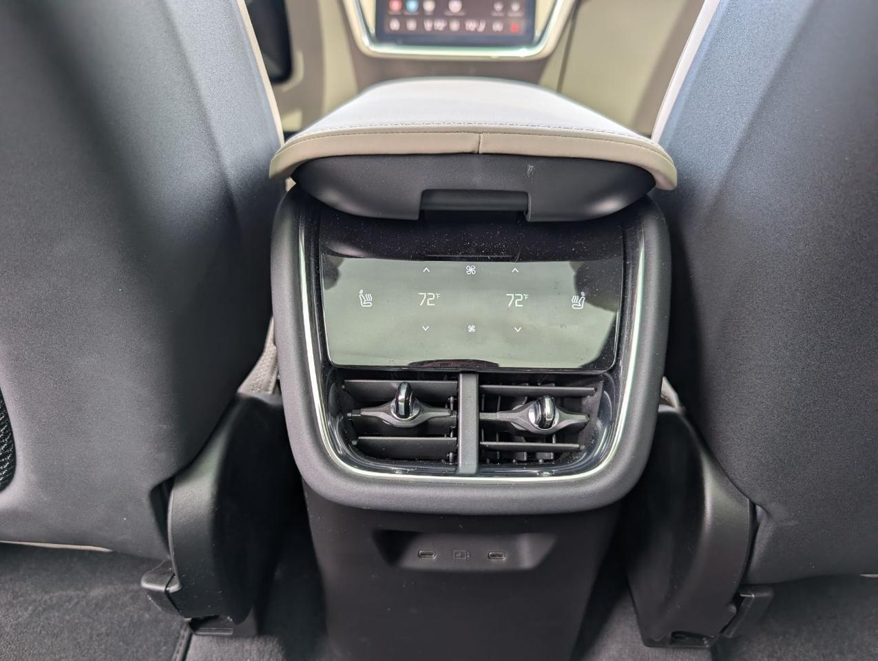 2025 Volvo EX90 Twin Motor ULTRA | 402hp, 300mi EV, Bose Audio, Pilot Assist, 360 Cam, Ventilated & Massage Nordico Portland OR