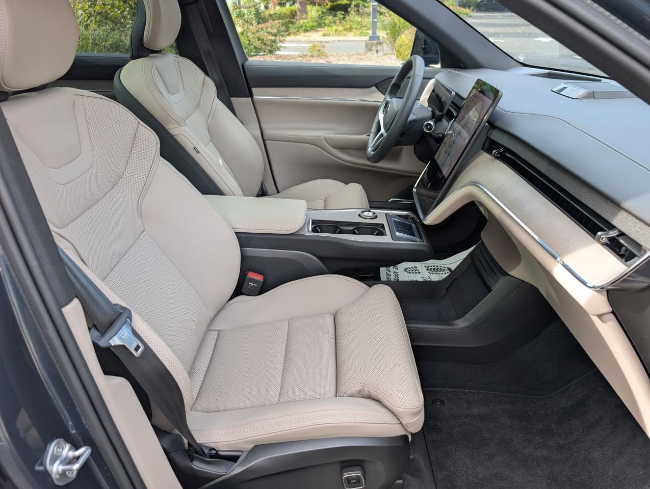 2025 Volvo EX90 Twin Motor ULTRA | 402hp, 300mi EV, Bose Audio, Pilot Assist, 360 Cam, Ventilated & Massage Nordico Portland OR