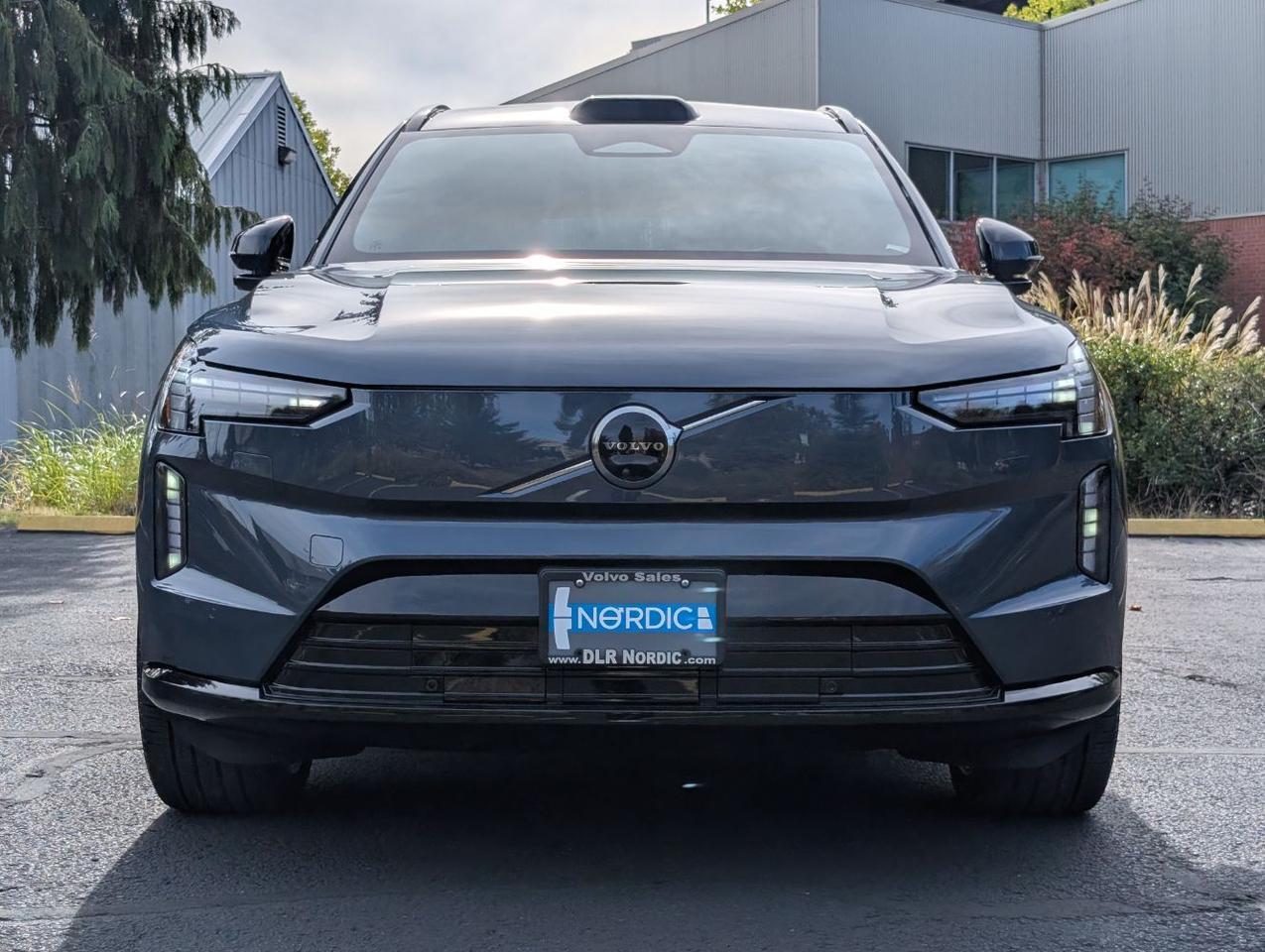 2025 Volvo EX90 Twin Motor ULTRA | 402hp, 300mi EV, Bose Audio, Pilot Assist, 360 Cam, Ventilated & Massage Nordico Portland OR