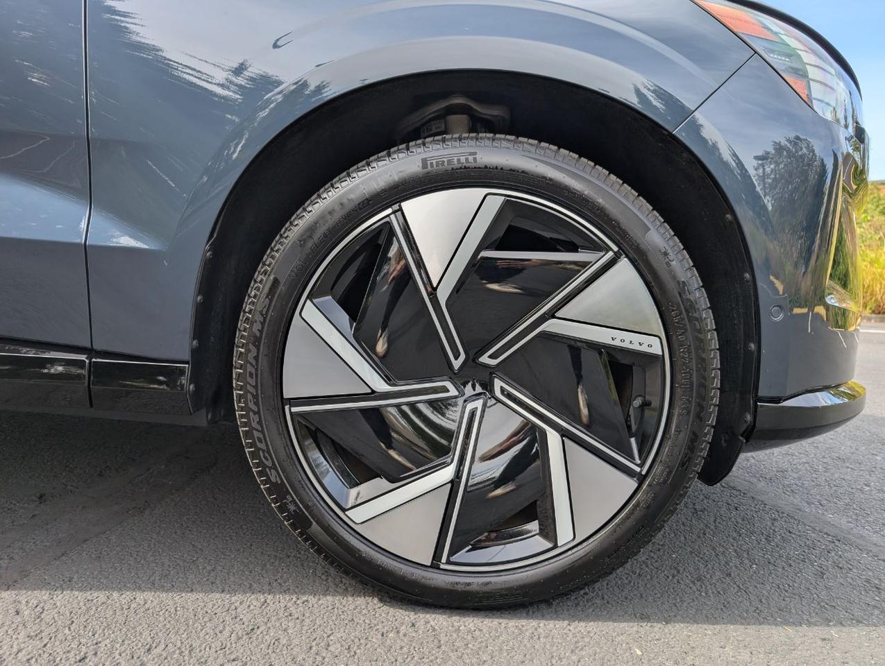2025 Volvo EX90 Twin Motor ULTRA | 402hp, 300mi EV, Bose Audio, Pilot Assist, 360 Cam, Ventilated & Massage Nordico Portland OR