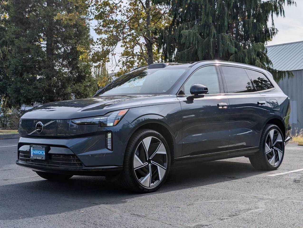 2025 Volvo EX90 Twin Motor ULTRA | 402hp, 300mi EV, Bose Audio, Pilot Assist, 360 Cam, Ventilated & Massage Nordico Portland OR