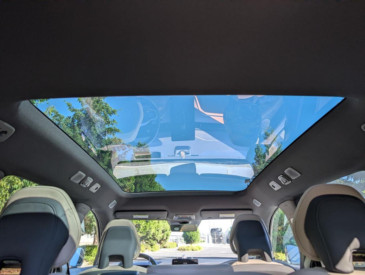 2025 Volvo EX90 Twin Motor ULTRA | 402hp, 310mi EV Range, Bowers & Wilkins Premium Audio & Climate Comfort Seats Portland OR