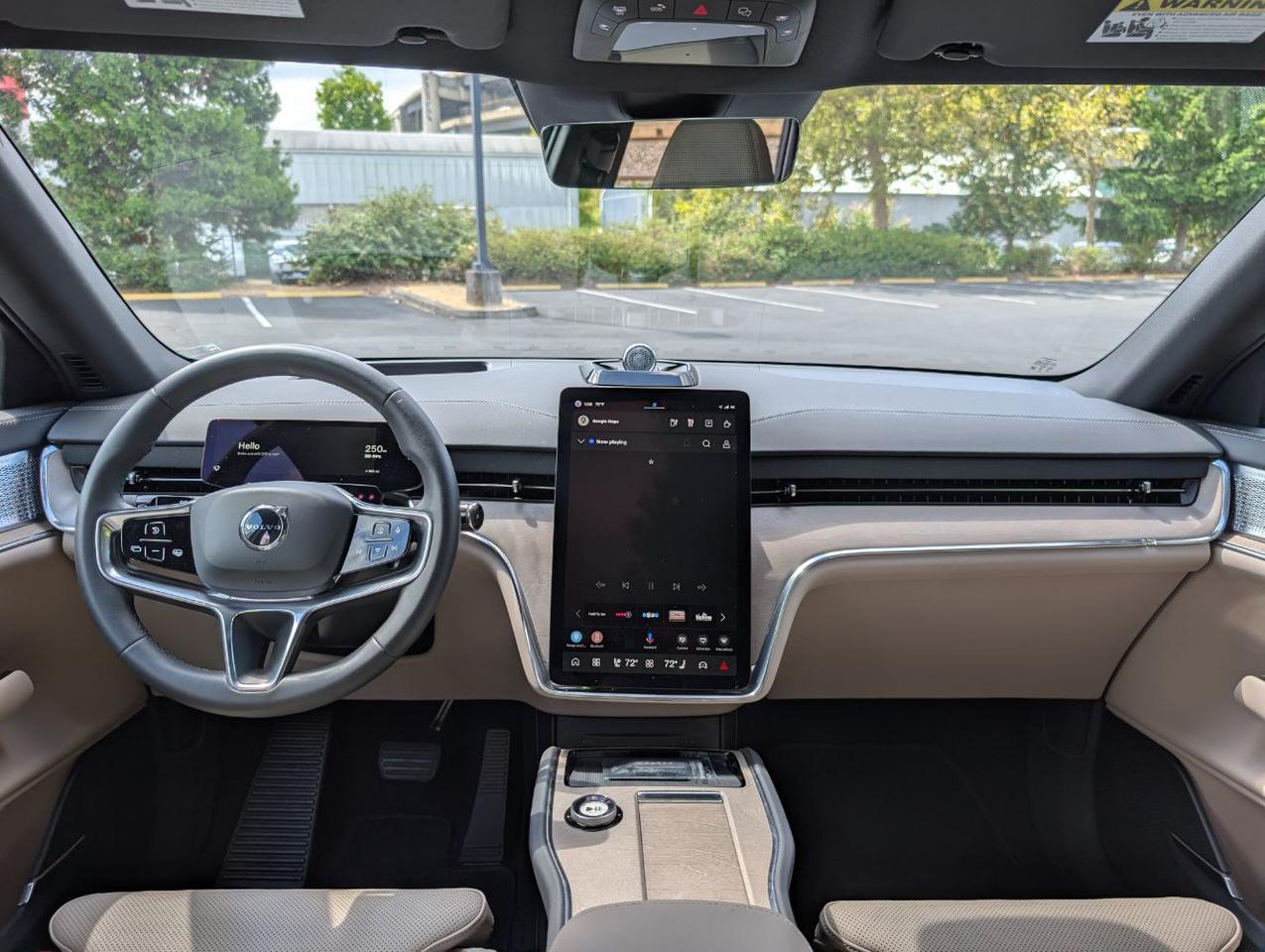 2025 Volvo EX90 Twin Motor ULTRA | 510hp, 310 Range, Bowers & Wilkins, 6-Pass Center Walk, Cooled & Massage Seats Portland OR