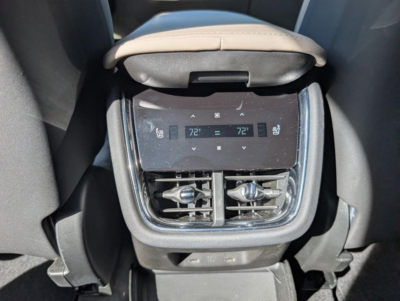 2025 Volvo EX90 Twin Motor ULTRA | 510hp, 310mi Range, Bowers & Wilkins Premium Audio, Pilot Assist, 6-Pass Seating Portland OR