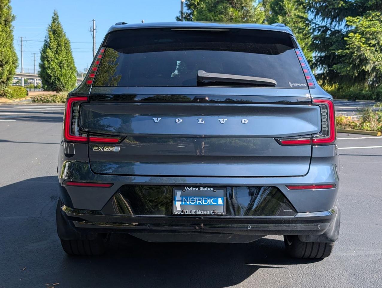 2025 Volvo EX90 Twin Motor ULTRA | 510hp, 310mi Range, Bowers & Wilkins Premium Audio, Pilot Assist, 6-Pass Seating Portland OR