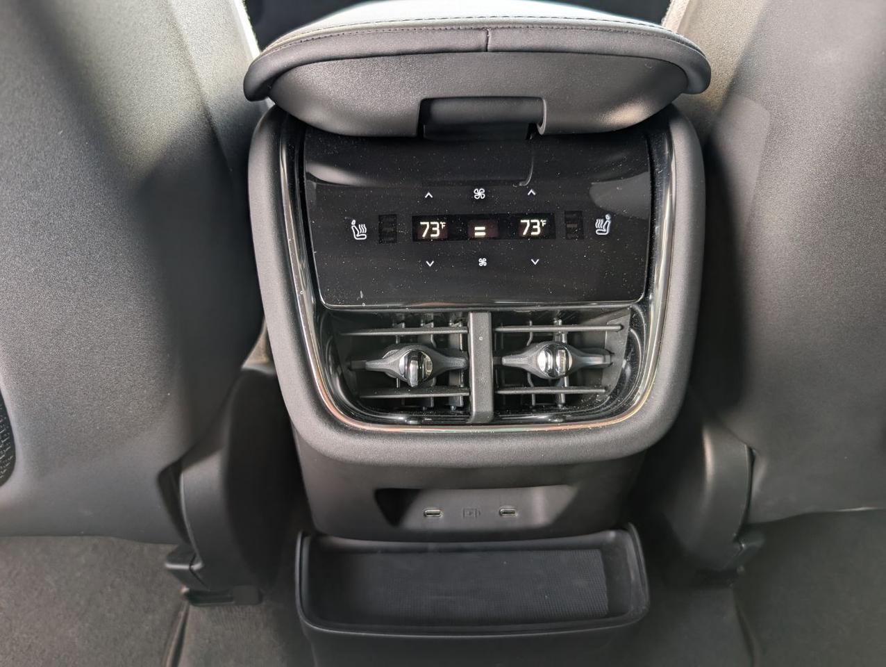 2025 Volvo EX90 Twin Motor ULTRA w/Bowers &amp; Wilkins * Portland OR