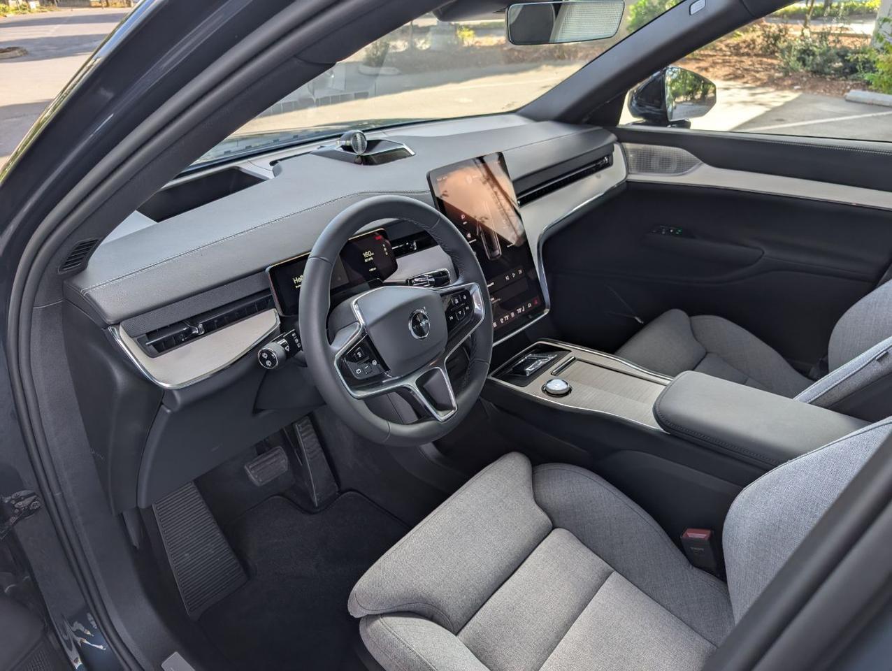 2025 Volvo EX90 Twin Motor ULTRA w/Bowers &amp; Wilkins * Portland OR