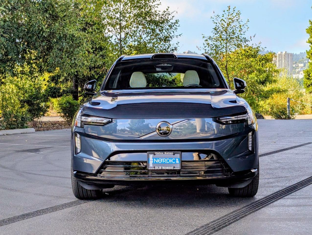 2025 Volvo EX90 Twin Motor ULTRA w/Bowers &amp; Wilkins * Portland OR