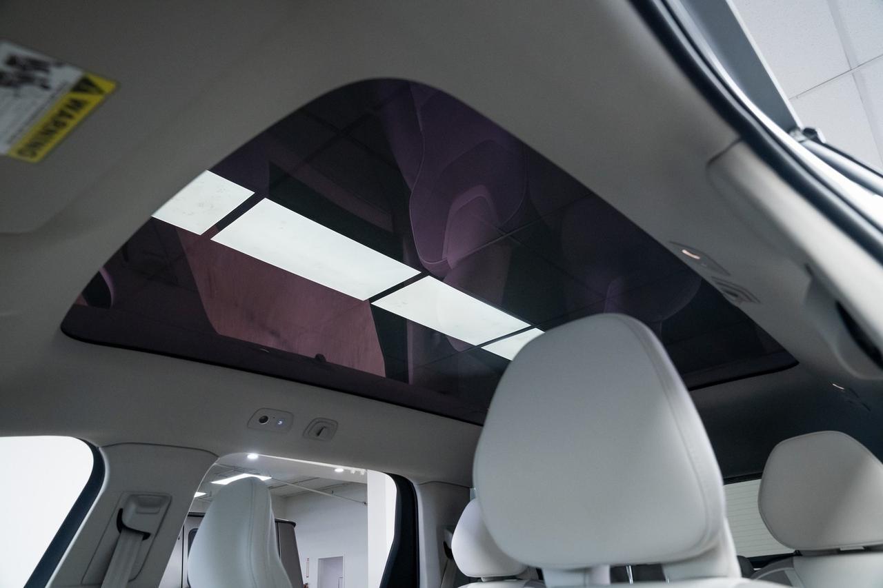 2025 Volvo EX90 Twin Motor Ultra 7-Seater Active Chassis Massage Seats Portland OR