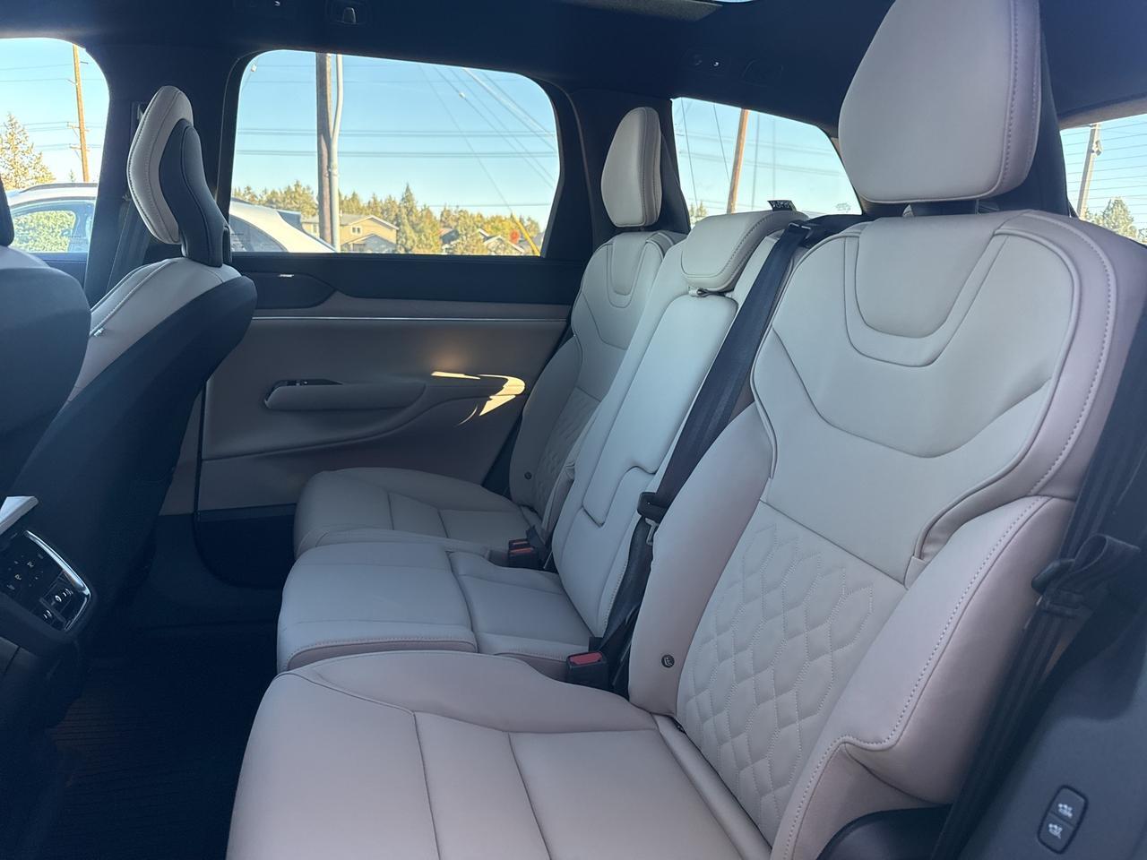 2025 Volvo EX90 Twin Motor Ultra Bend OR