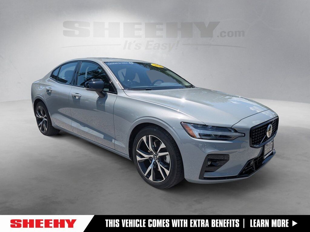 2025 Volvo S60 B5 CORE