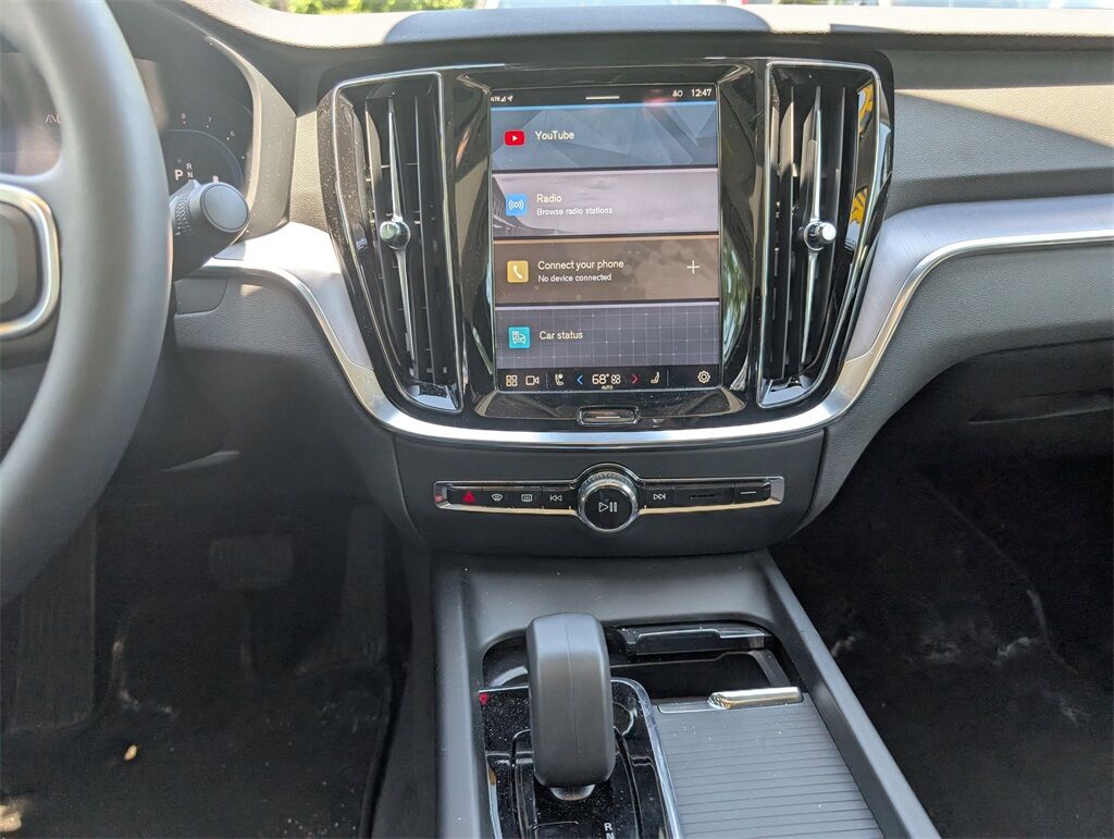 2025 Volvo S60 B5 CORE