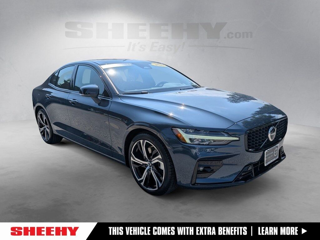 2025 Volvo S60 B5 CORE