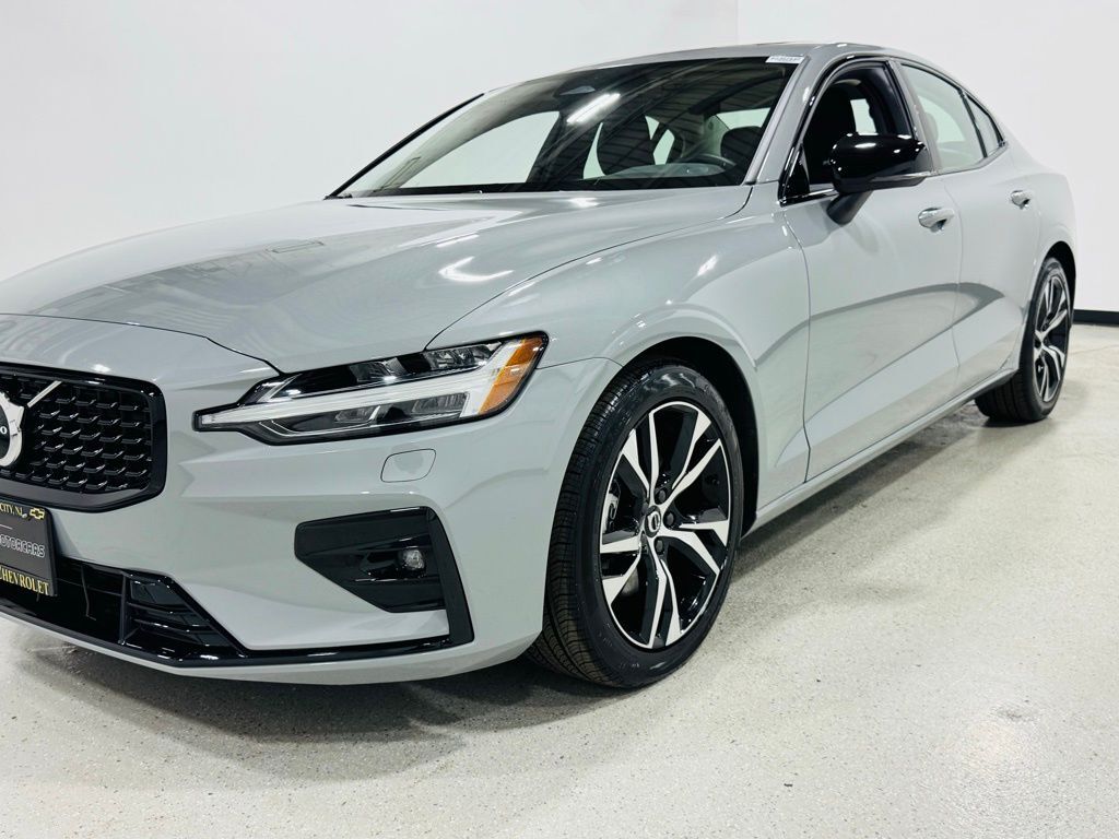 2025 Volvo S60 B5 Core Jersey City NJ