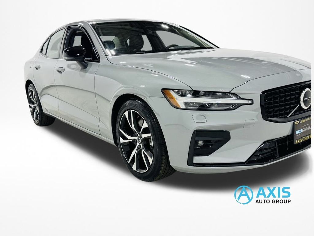 2025 Volvo S60 B5 Core Jersey City NJ