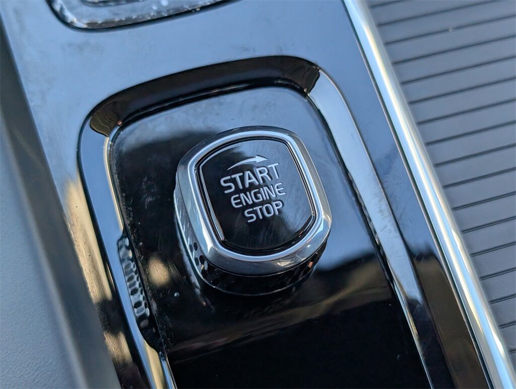 2025 Volvo S60 B5 Core Hunt Valley MD