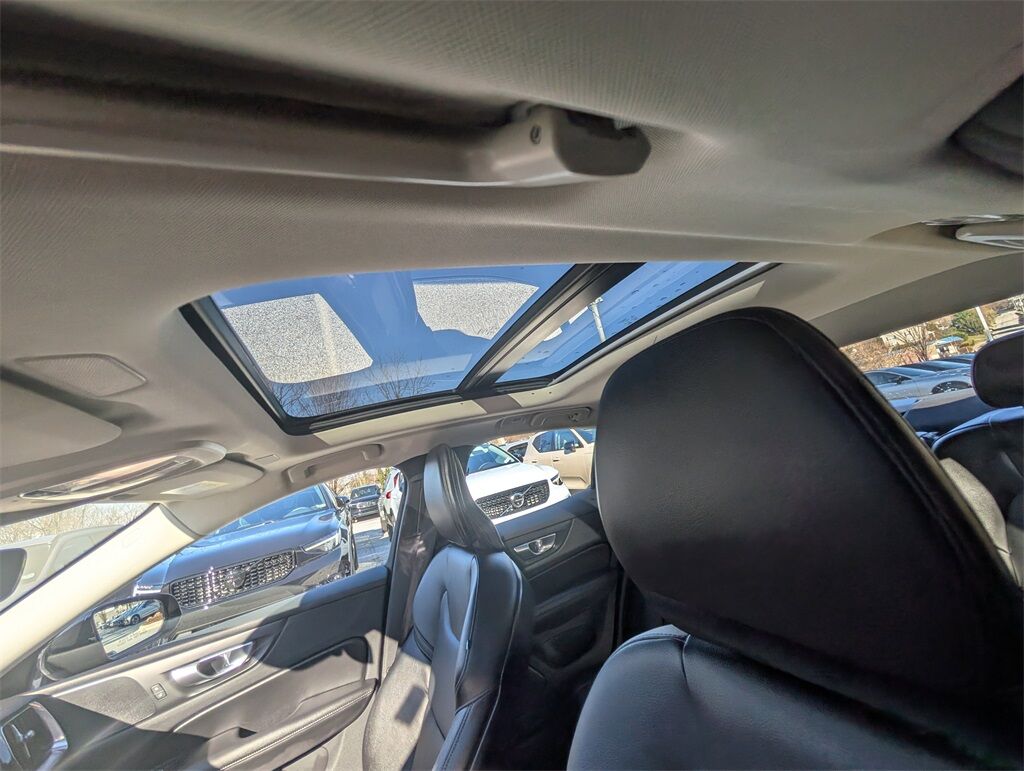 2025 Volvo S60 B5 Core Hunt Valley MD