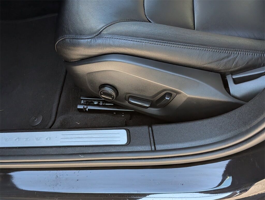 2025 Volvo S60 B5 Core Hunt Valley MD