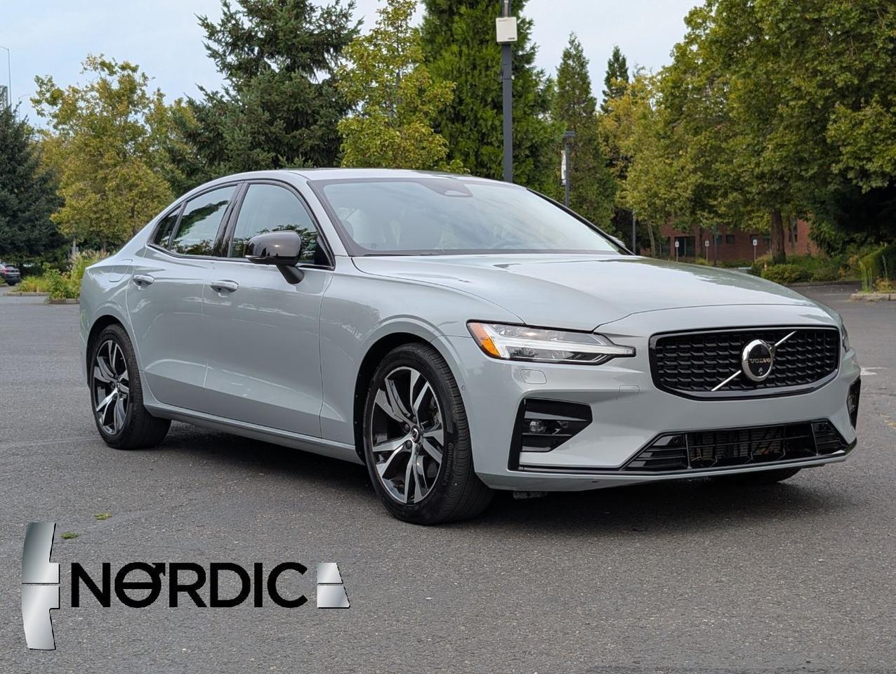 2025 Volvo S60 B5 Hybrid PLUS w/High Performance Audio, Pilot Assist, 360 Cam, 4 Heated Seats & Wheel Portland OR