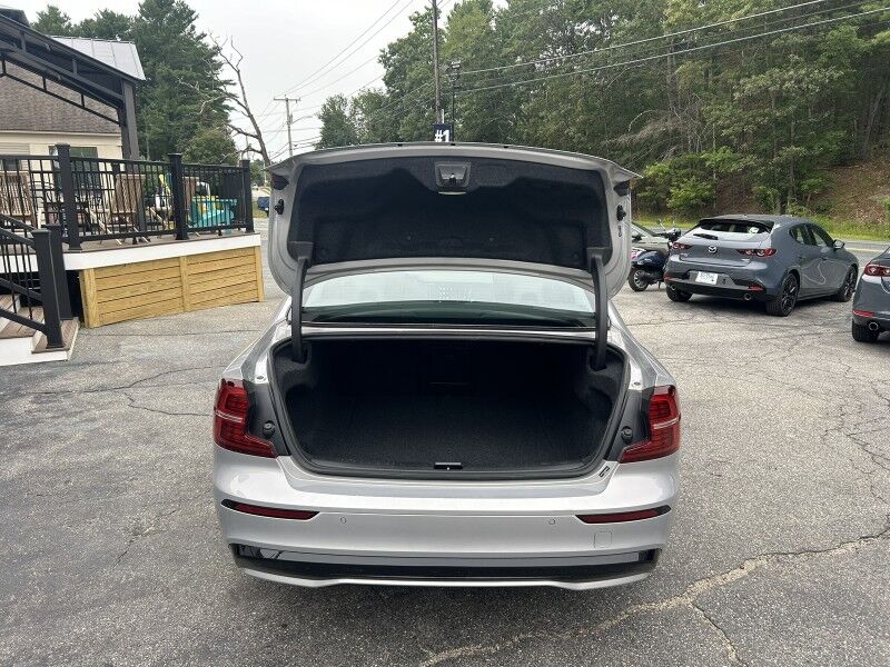 2025 Volvo S60 Core - 1 OWNER - ONLY 19K MILES Whitinsville MA