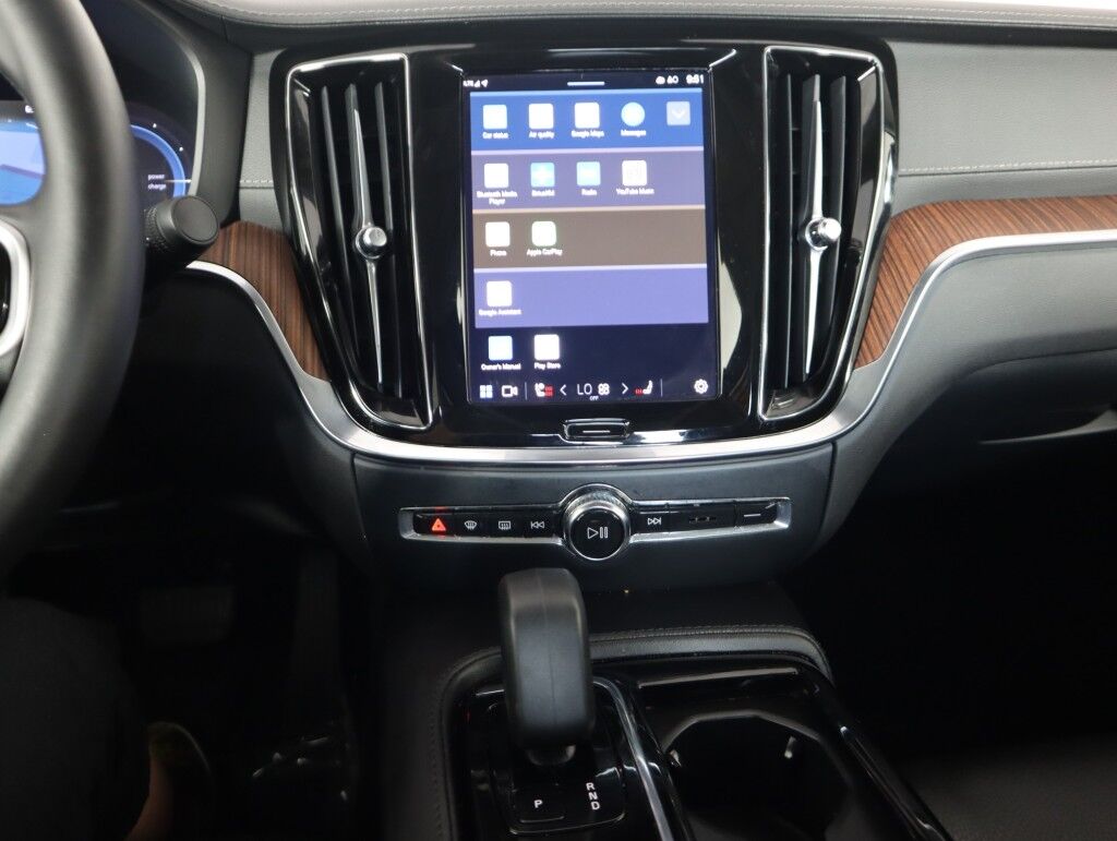 2025 Volvo S60 Plug-In Hybrid T8 AWD Ultra Maumee OH