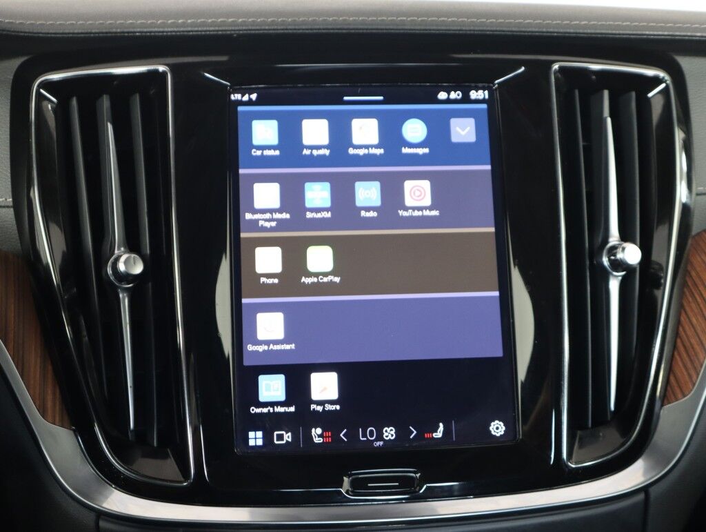 2025 Volvo S60 Plug-In Hybrid T8 AWD Ultra Maumee OH