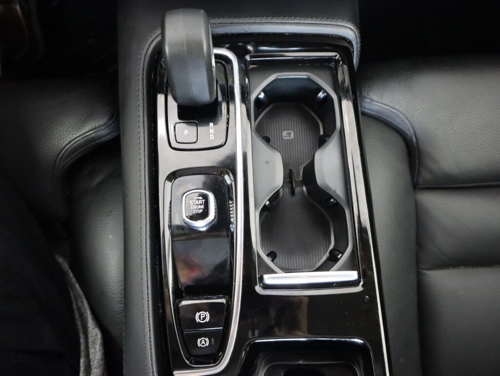 2025 Volvo S60 Plug-In Hybrid T8 AWD Ultra Maumee OH