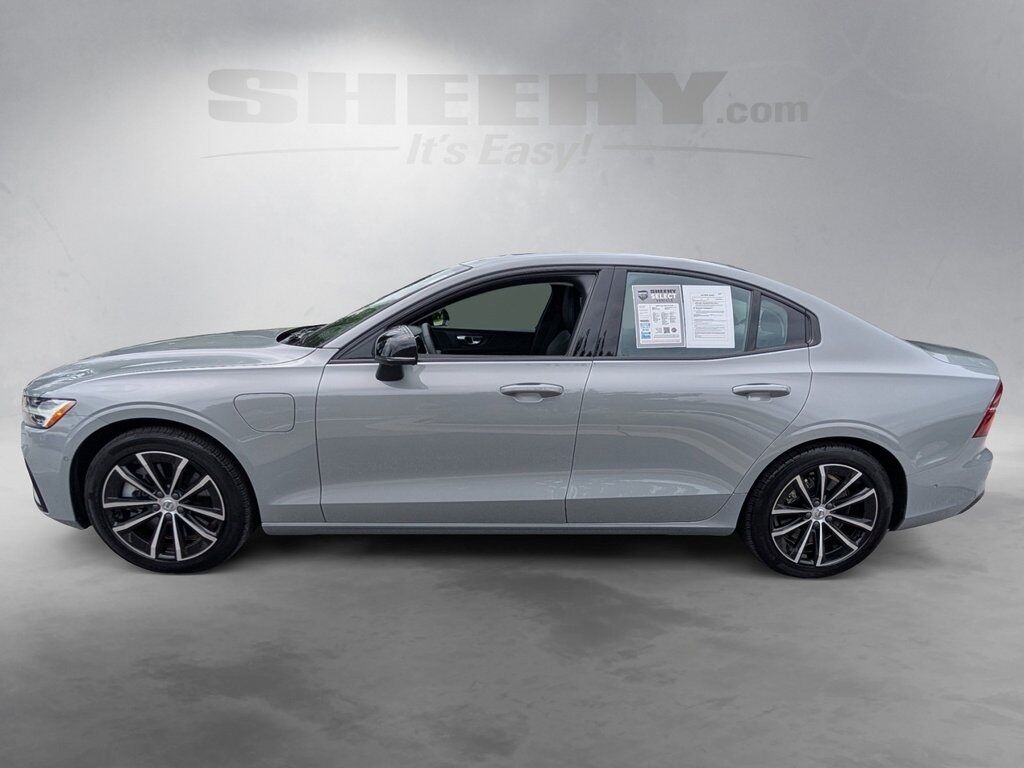 2025 Volvo S60 T8 PLUS
