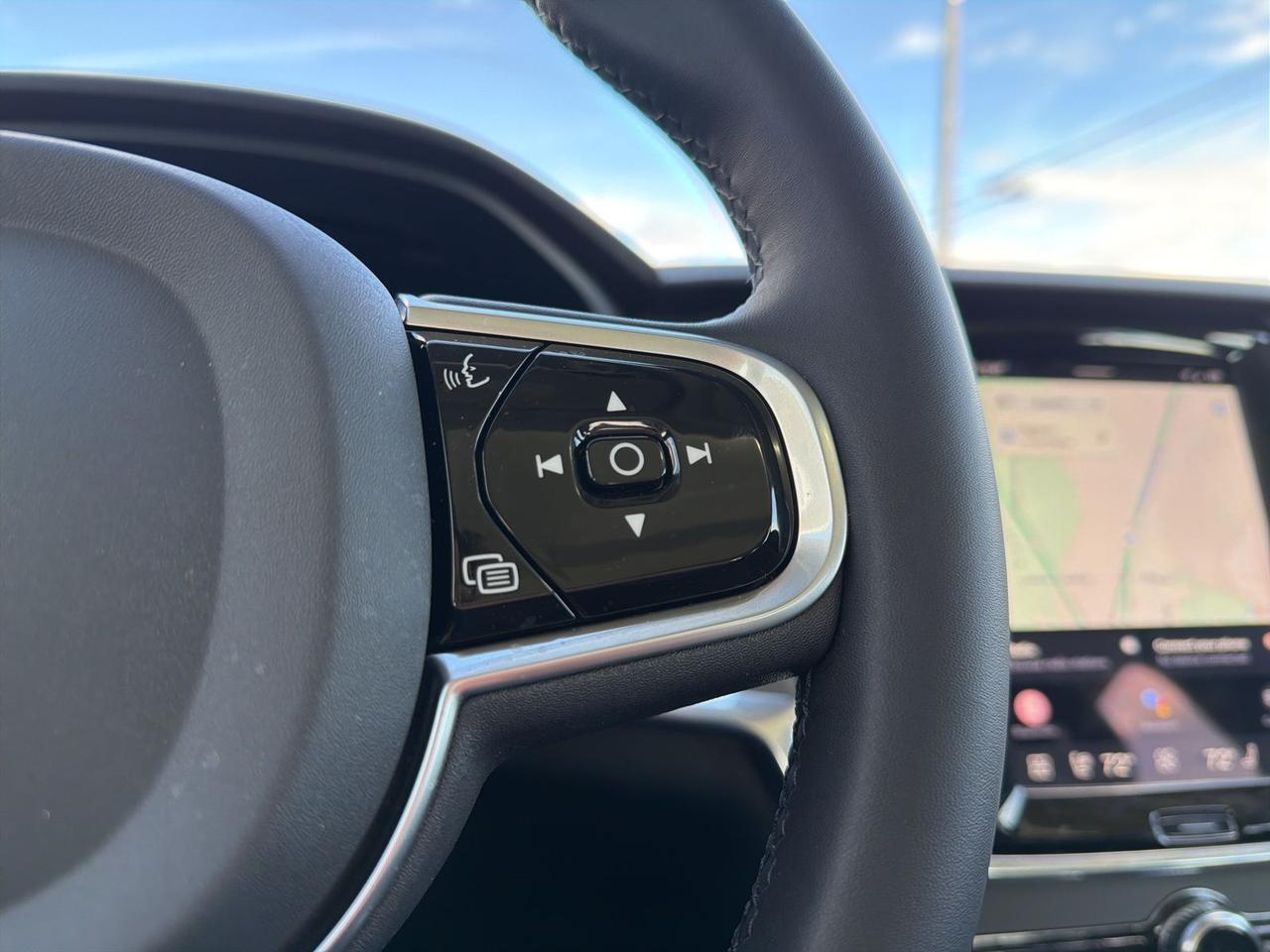 2025 Volvo S90 B6 Plus Bend OR