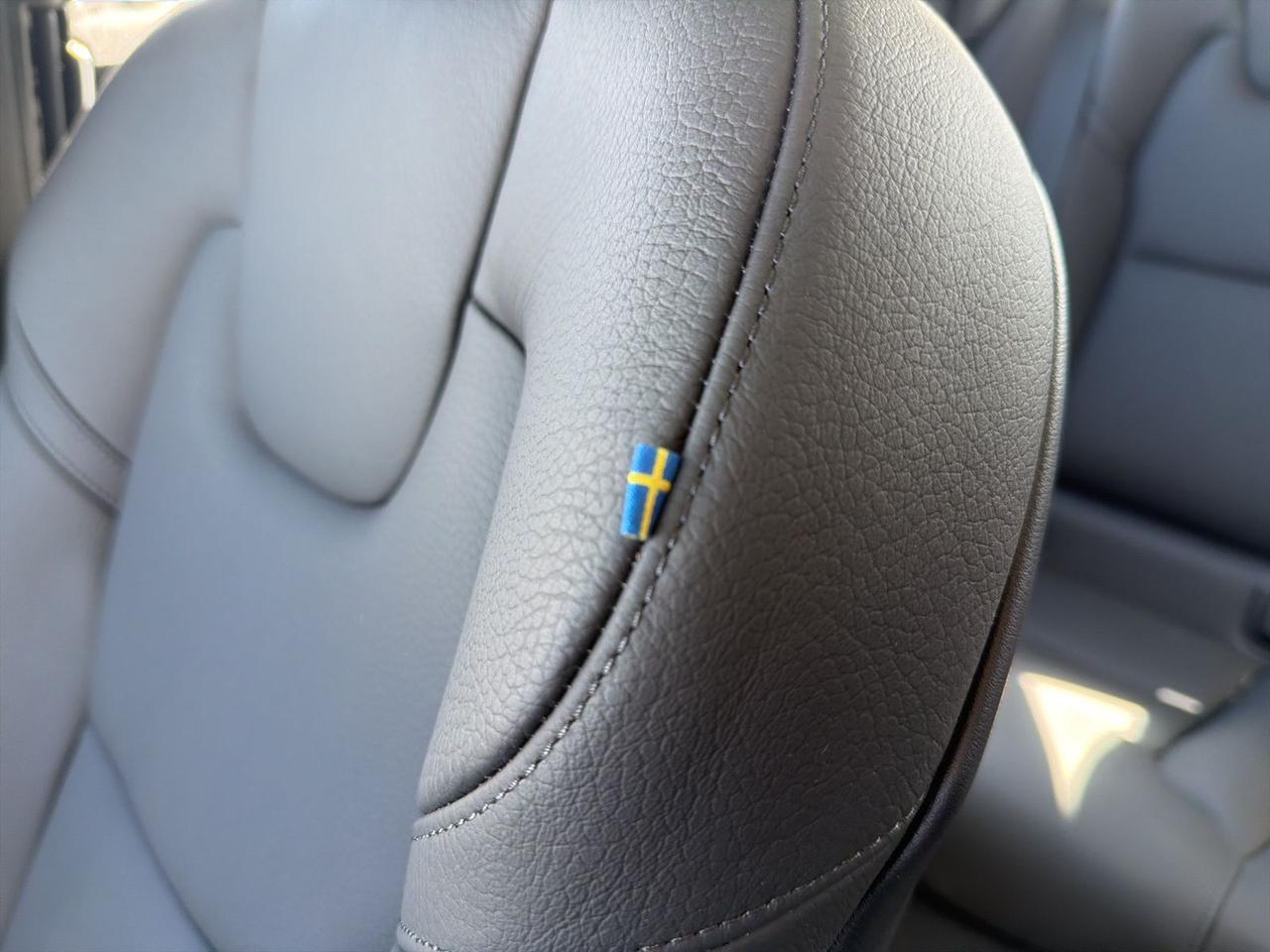 2025 Volvo S90 B6 Plus Bend OR