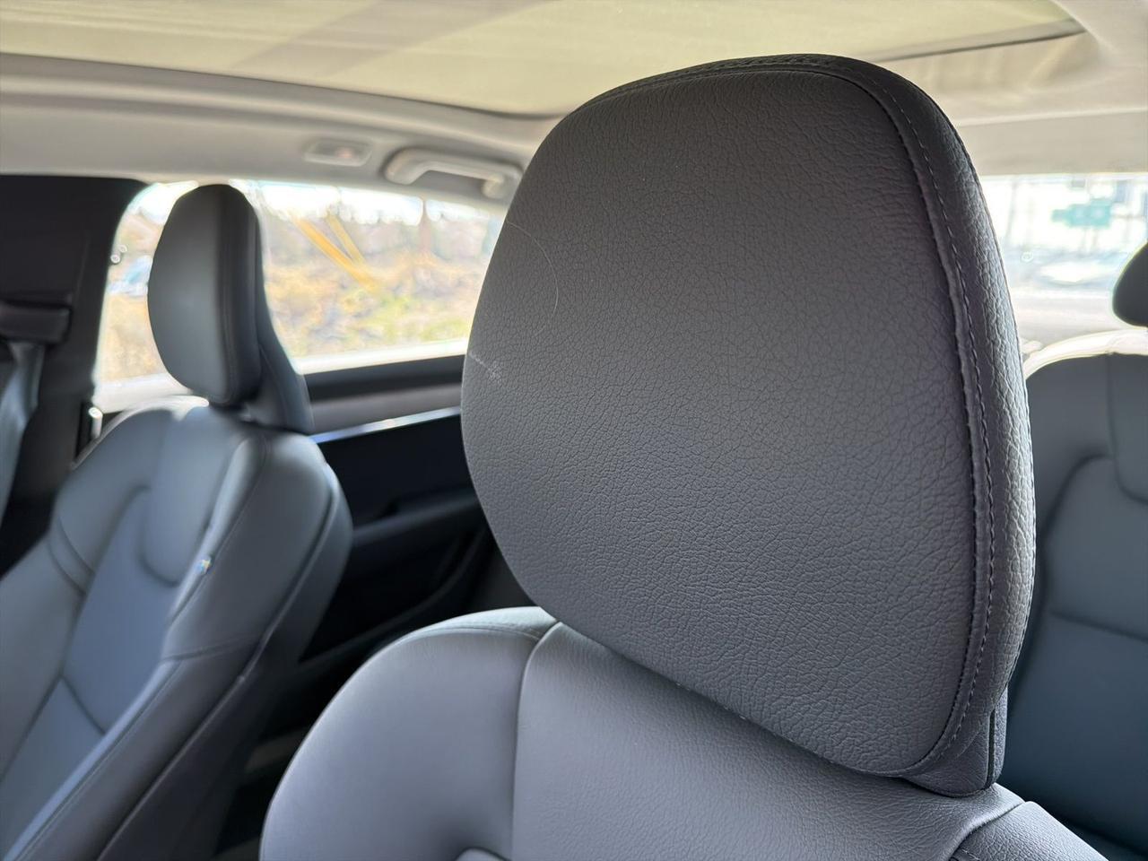 2025 Volvo S90 B6 Plus Bend OR