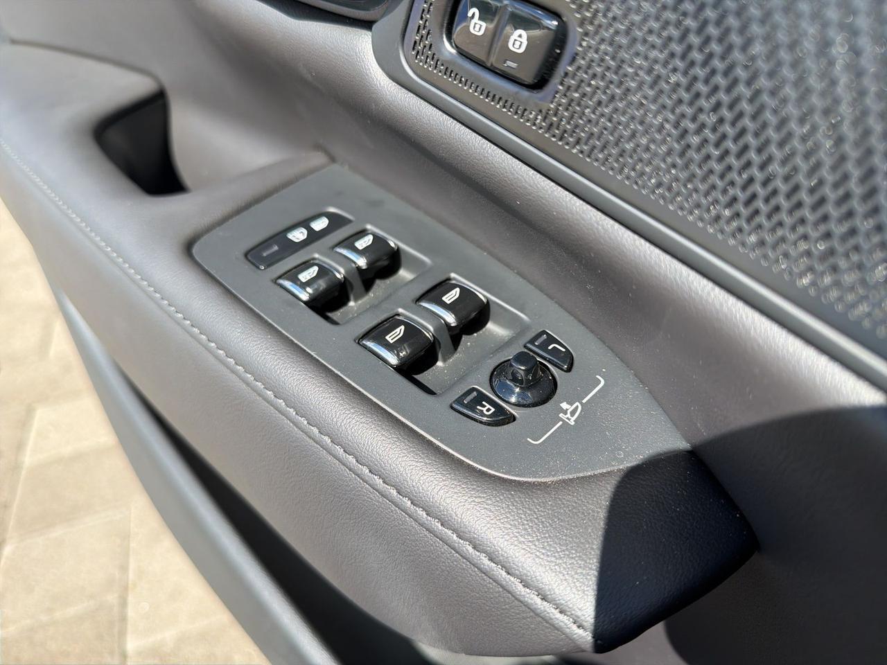 2025 Volvo S90 B6 Plus Bend OR