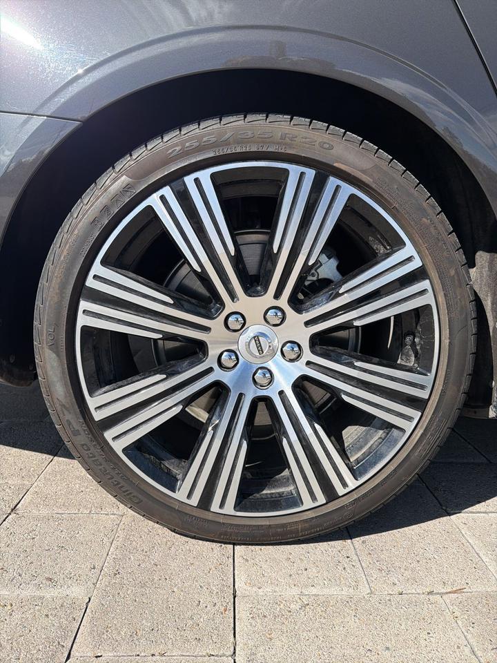 2025 Volvo S90 B6 Plus Bend OR