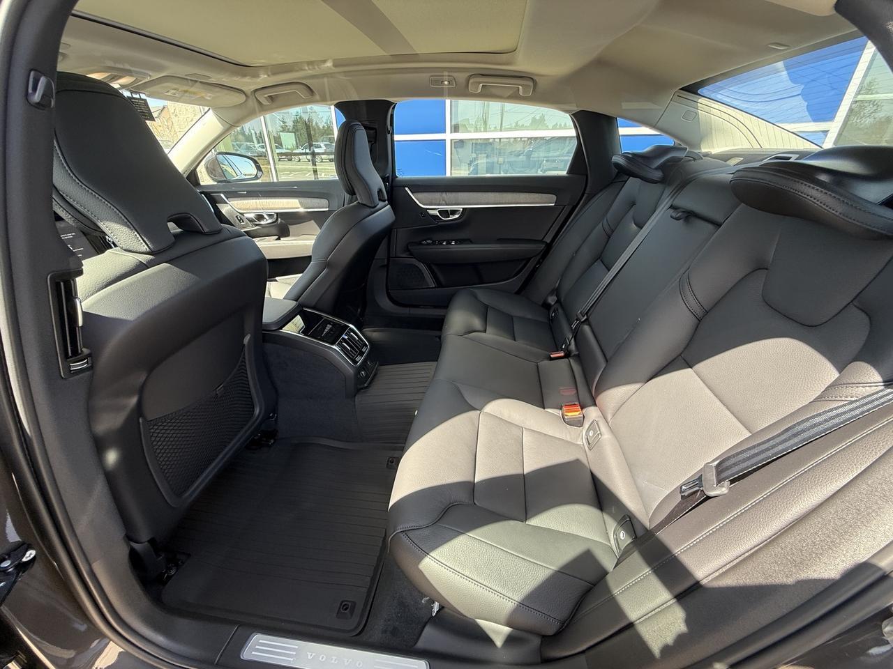 2025 Volvo S90 B6 Plus Bend OR
