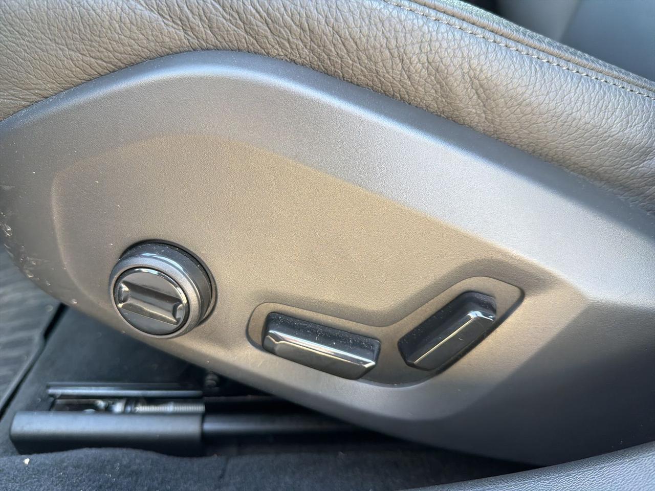 2025 Volvo S90 B6 Plus Bend OR