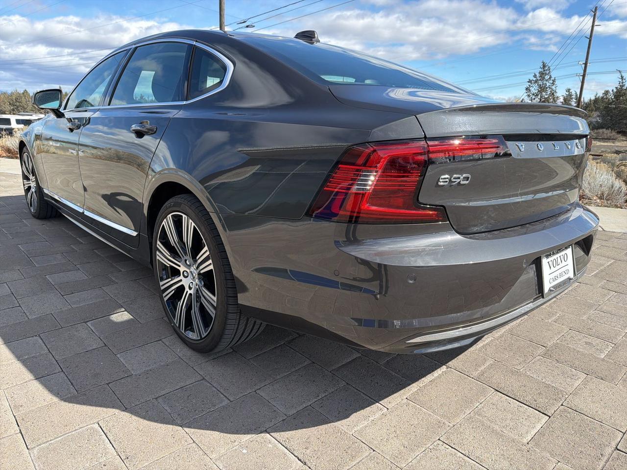 2025 Volvo S90 B6 Plus Bend OR