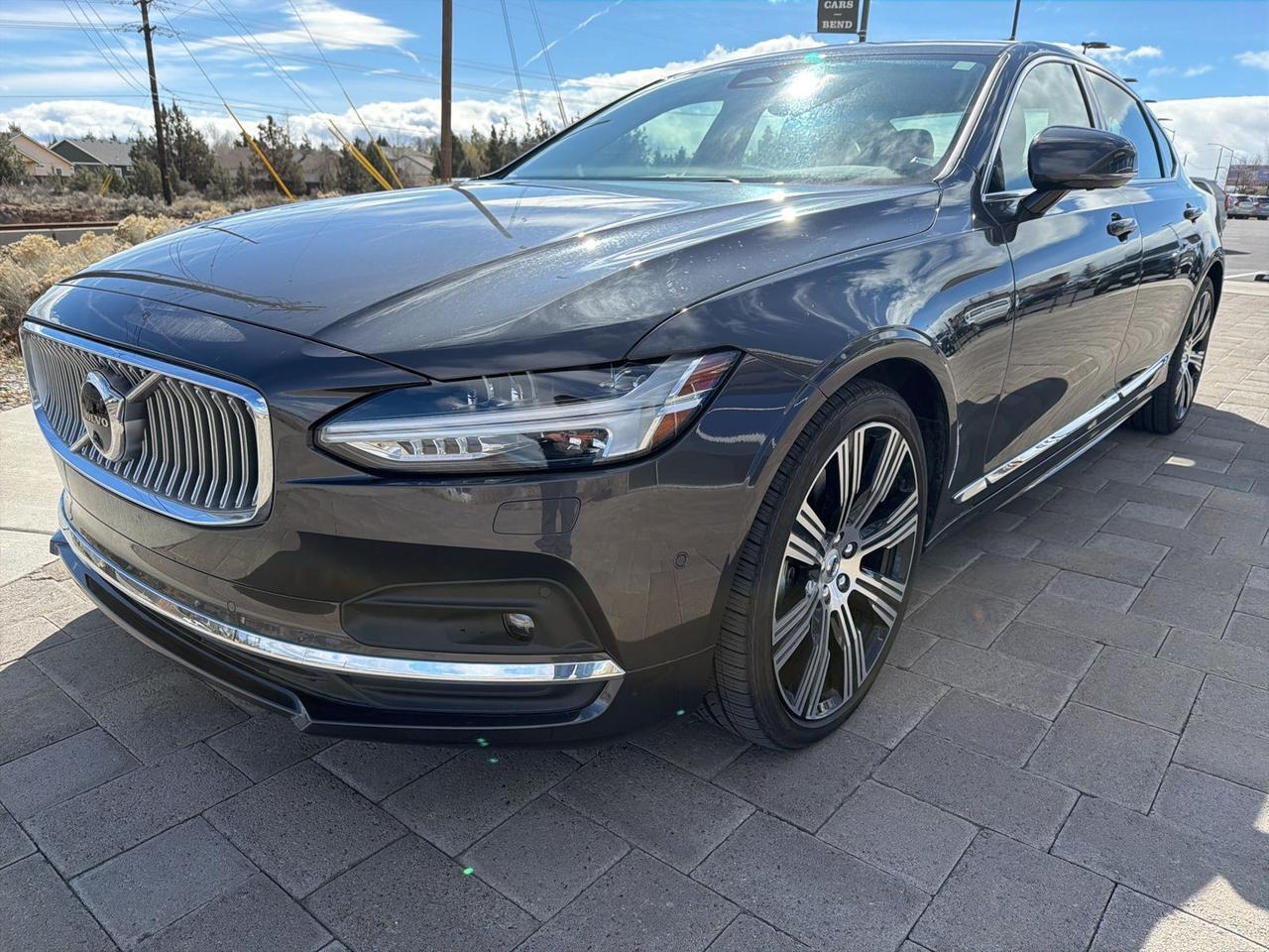 2025 Volvo S90 B6 Plus Bend OR