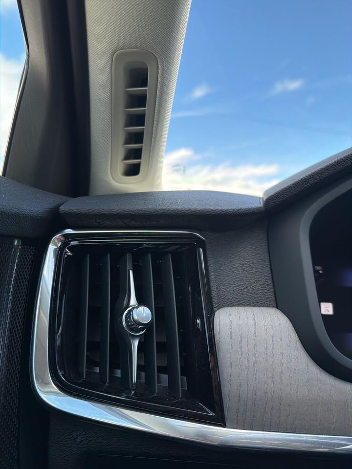 2025 Volvo S90 B6 Plus Bend OR