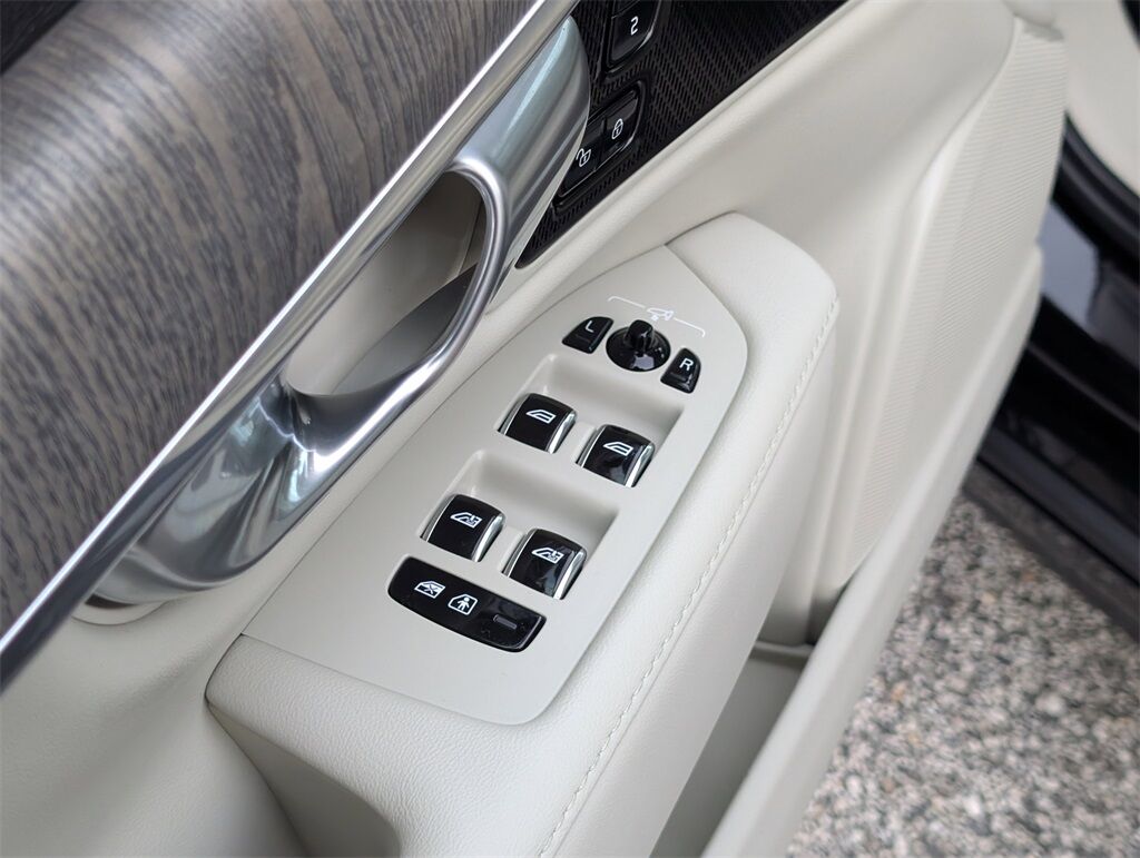 2025 Volvo S90 B6 Plus Hunt Valley MD