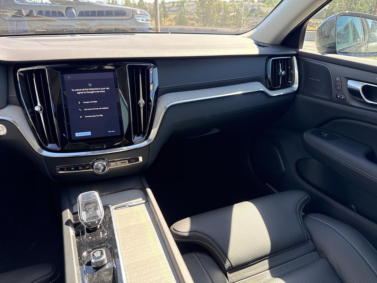 2025 Volvo V60 Cross Country Bend OR