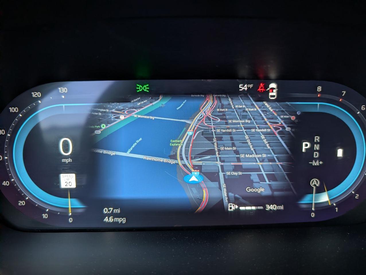 2025 Volvo V60 Cross Country B5 AWD Hybrid PLUS w/High Performance Sound, Pilot Assist, 360 Cam, 4 Heated Seats & Wheel Portland OR