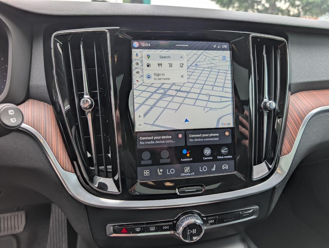 2025 Volvo V60 Cross Country B5 Hybrid AWD PLUS | High Performance Audio, Climate Pk * Portland OR