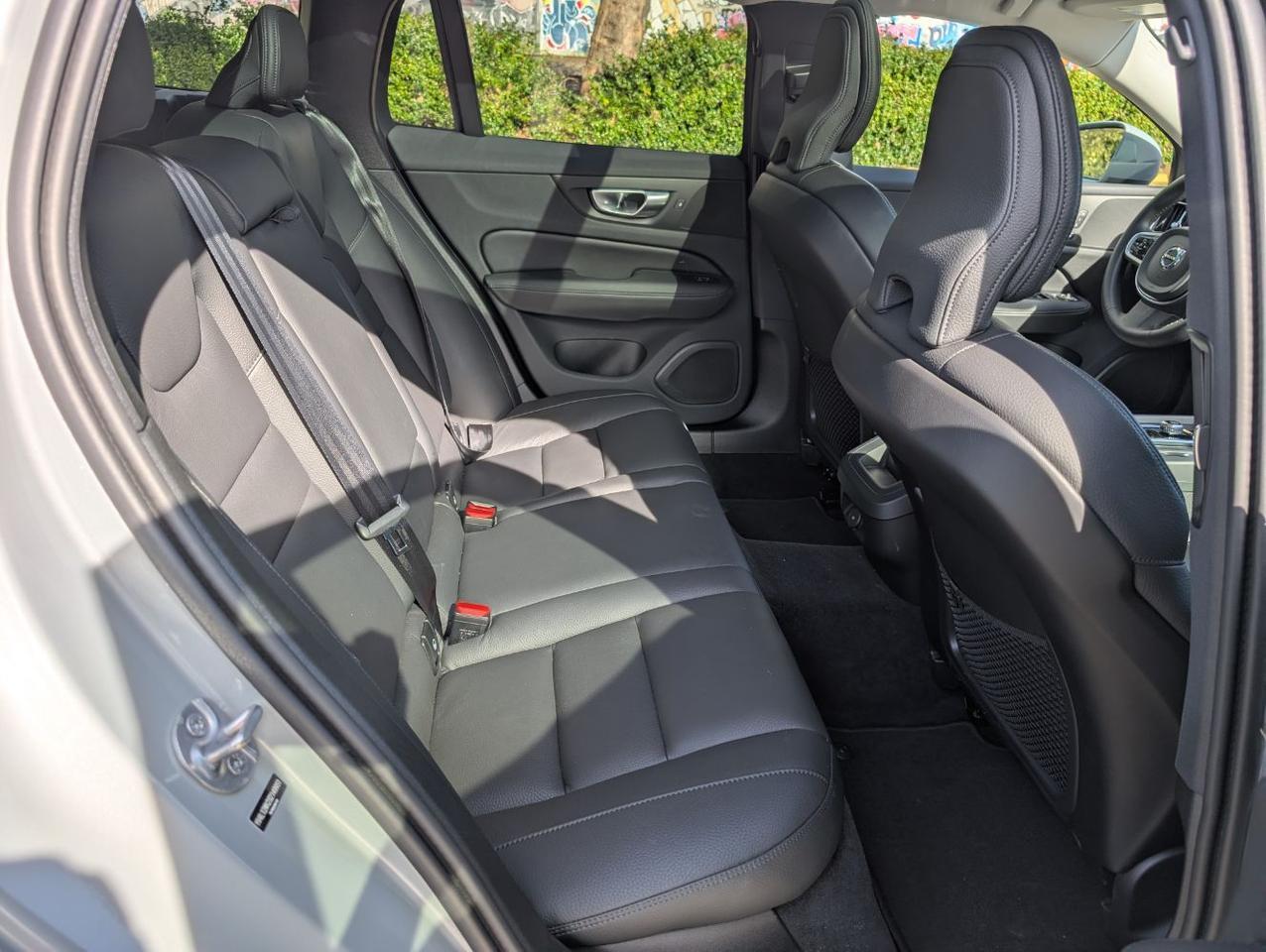 2025 Volvo V60 Cross Country B5 Hybrid AWD PLUS | High Performance Audio, Climate Pk, 19" WHeels * Portland OR