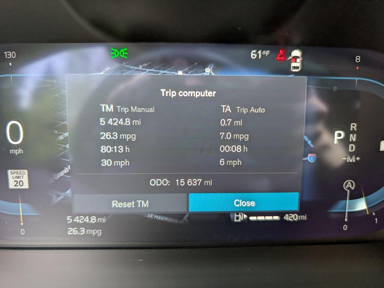 2025 Volvo V60 Cross Country B5 Hybrid AWD PLUS | High Performance Audio, Pilot Assist, 360 Cam, 4 Heated Seats & Wheel Portland OR