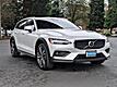 2025 Volvo V60 Cross Country B5 AWD Hybrid PLUS w/High Performance Sound *