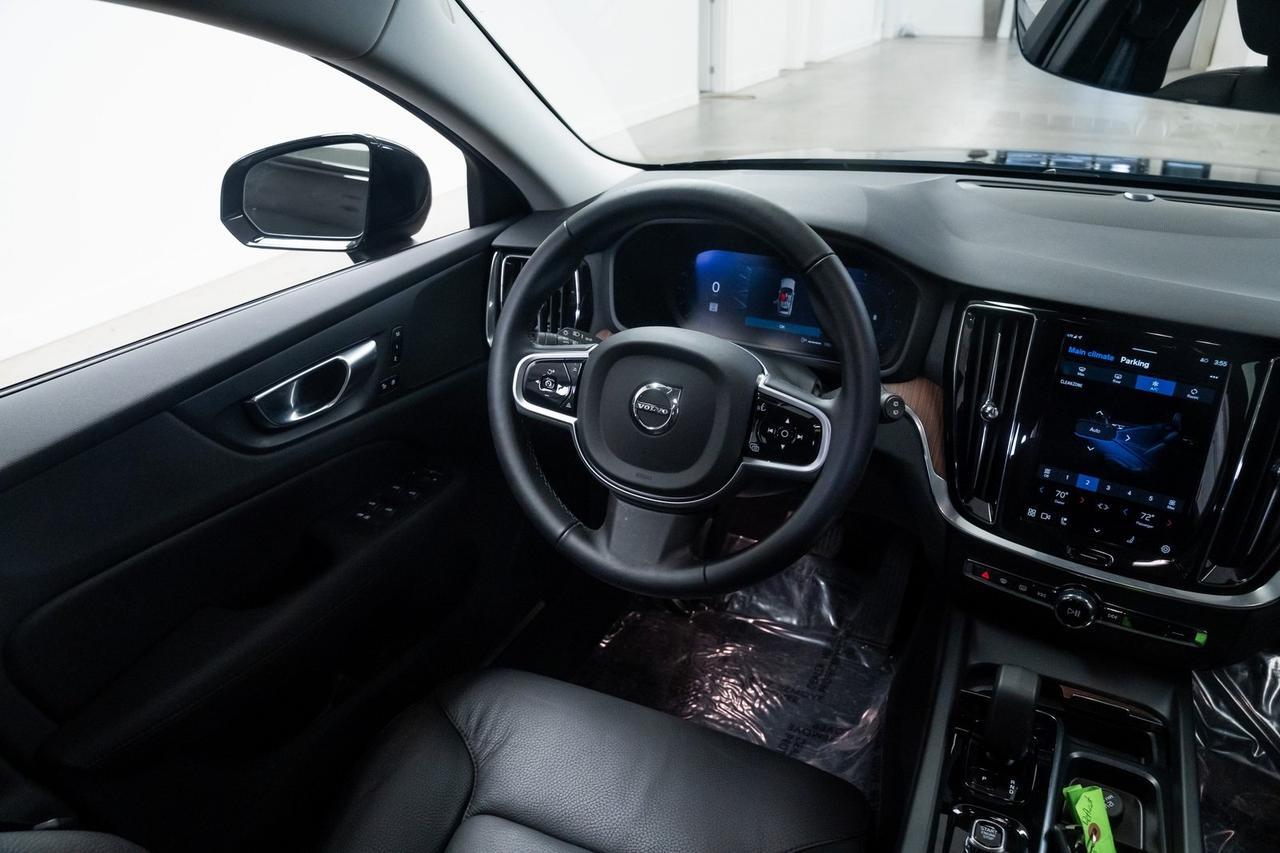 2025 Volvo V60 Cross Country B5 Plus 1 Owner Heated Seats Portland OR