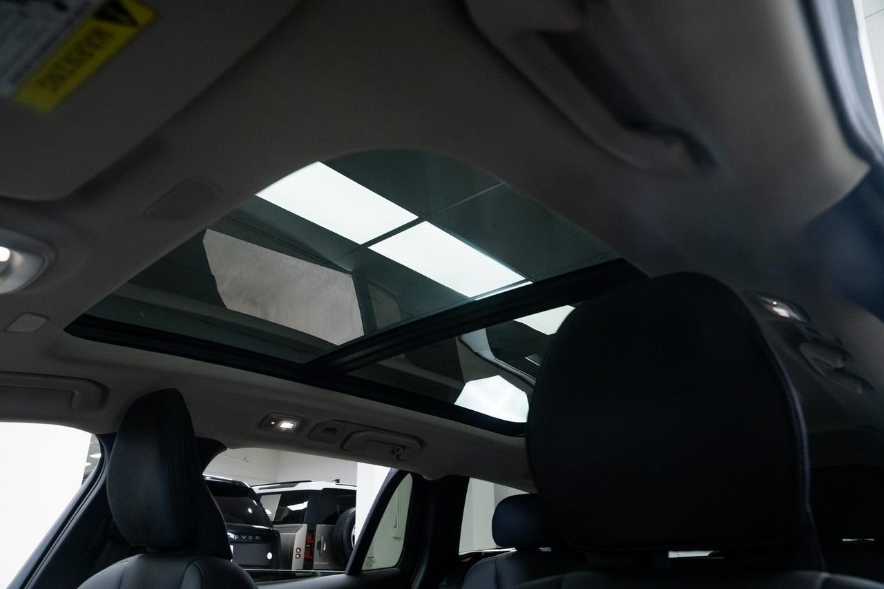 2025 Volvo V60 Cross Country B5 Plus 1 Owner Heated Seats Portland OR